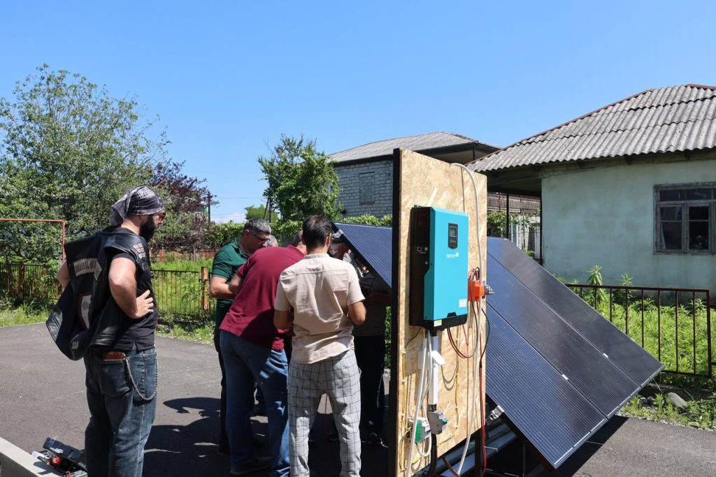 Practical Solar Training for Vocational Instructors Held in Poti