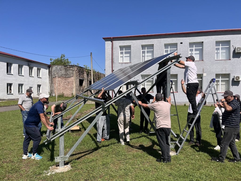 Practical Solar Training for Vocational Instructors Held in Poti